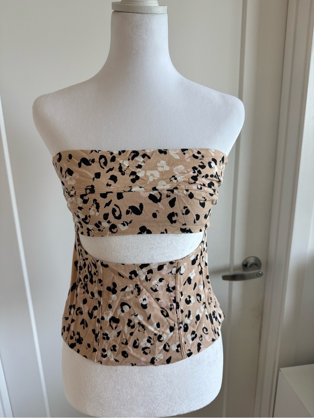 Camila Cohelo Strapless Beige Leopard Print Bustier Top